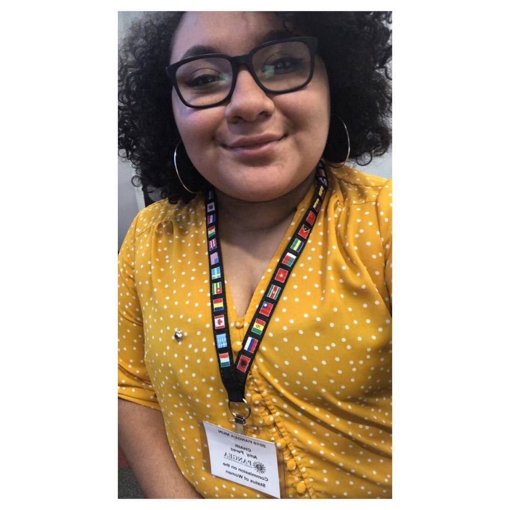 Meet your Posher, Amy